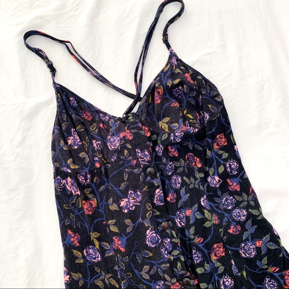 Insight Dress - Picture 2 of 4
